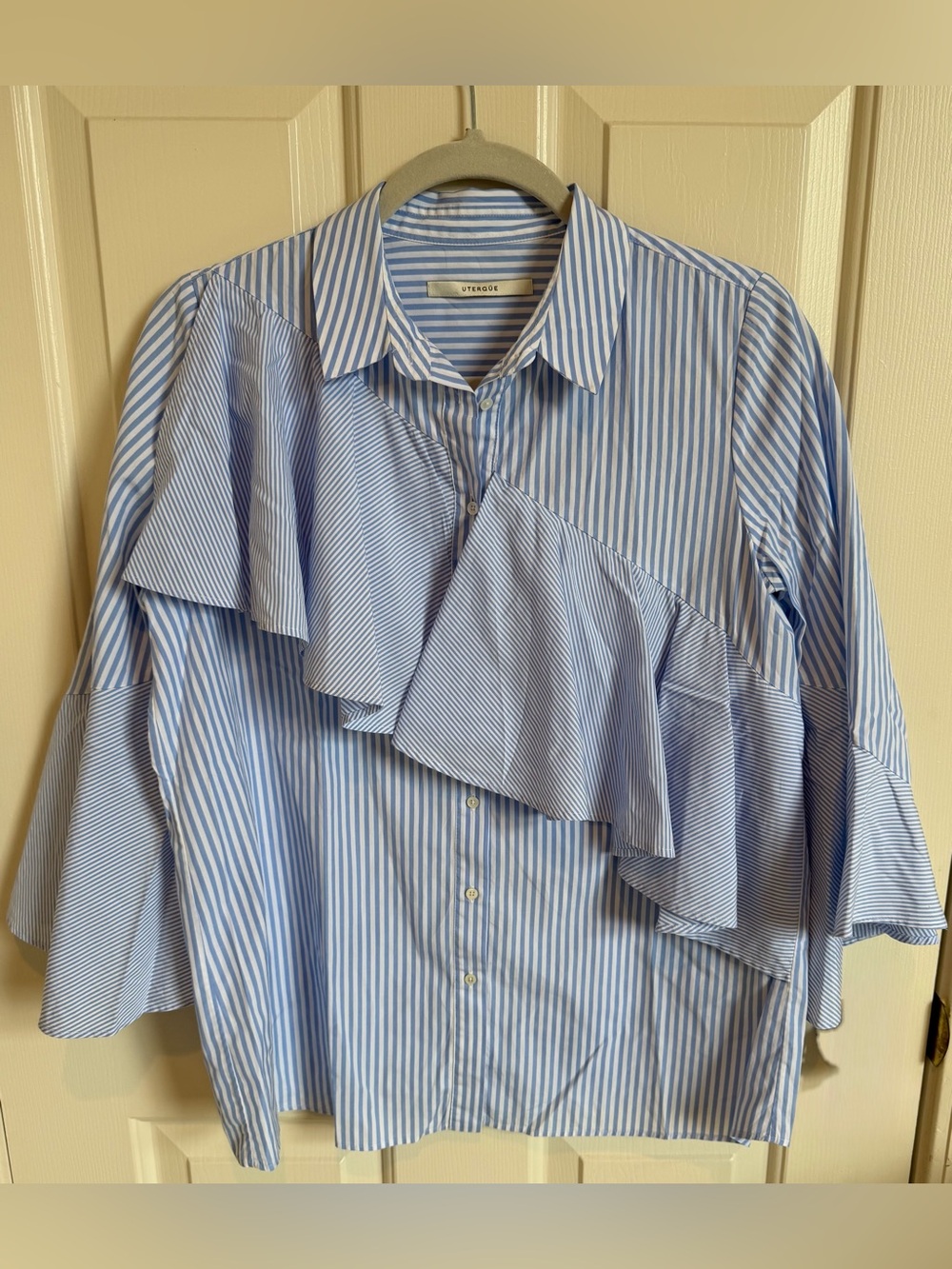 Uterque Poplin Ruffled Button Down Pin Stripe Blouse. Size Small